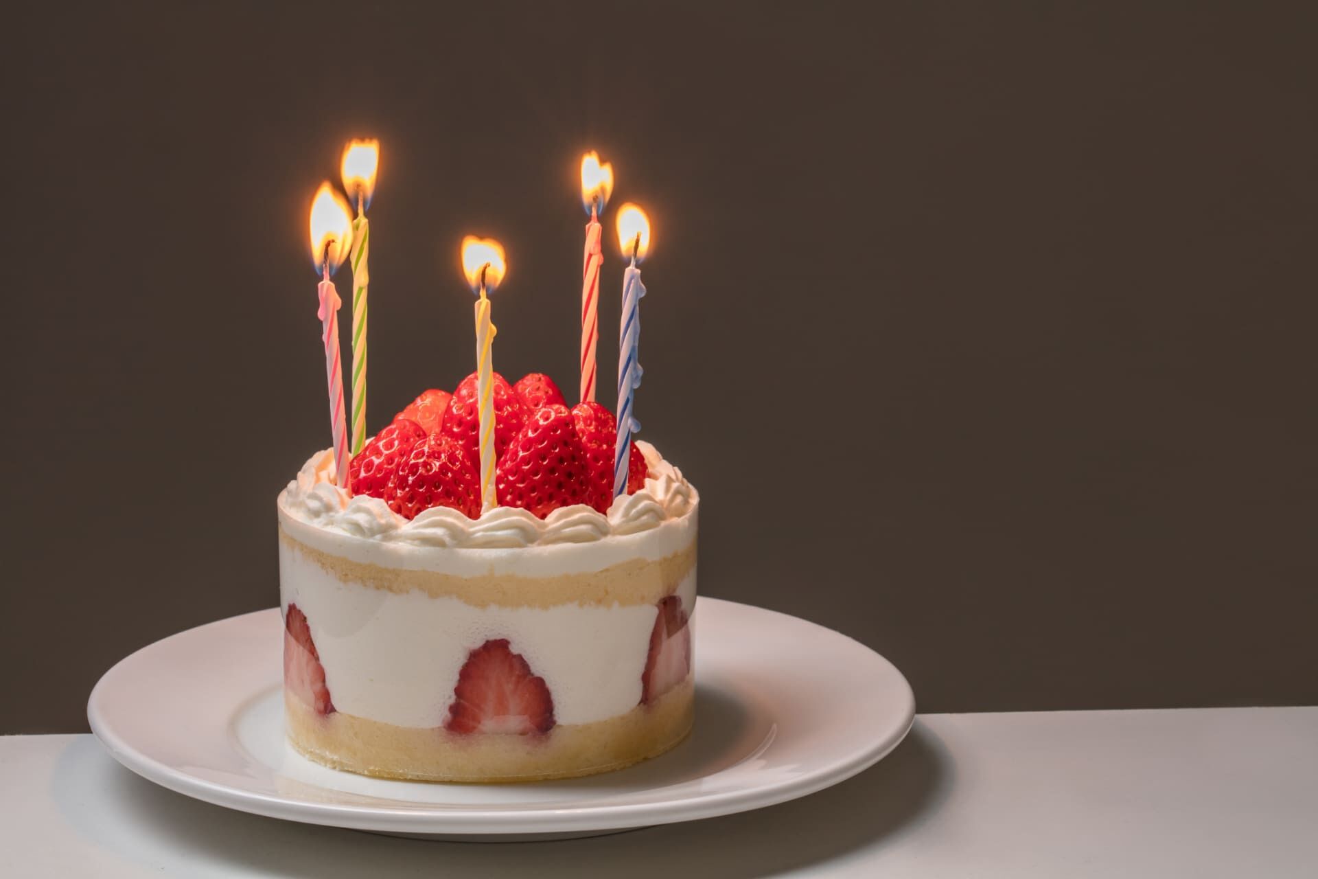 ホールケーキ